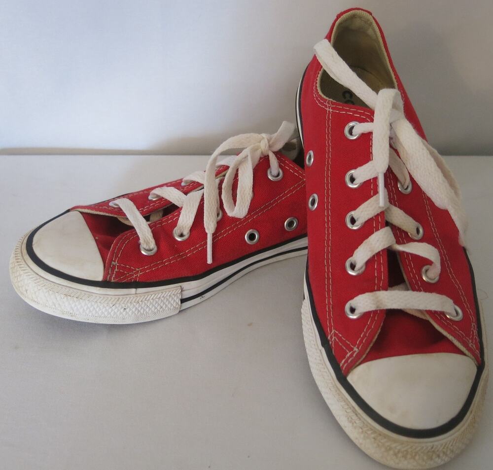 Converse All Star Low Lace Up Tennis Shoes Sneakers Size 2 Youth Red Classic